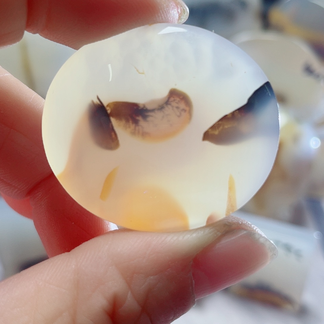 玛瑙/玉髓颈饰合金