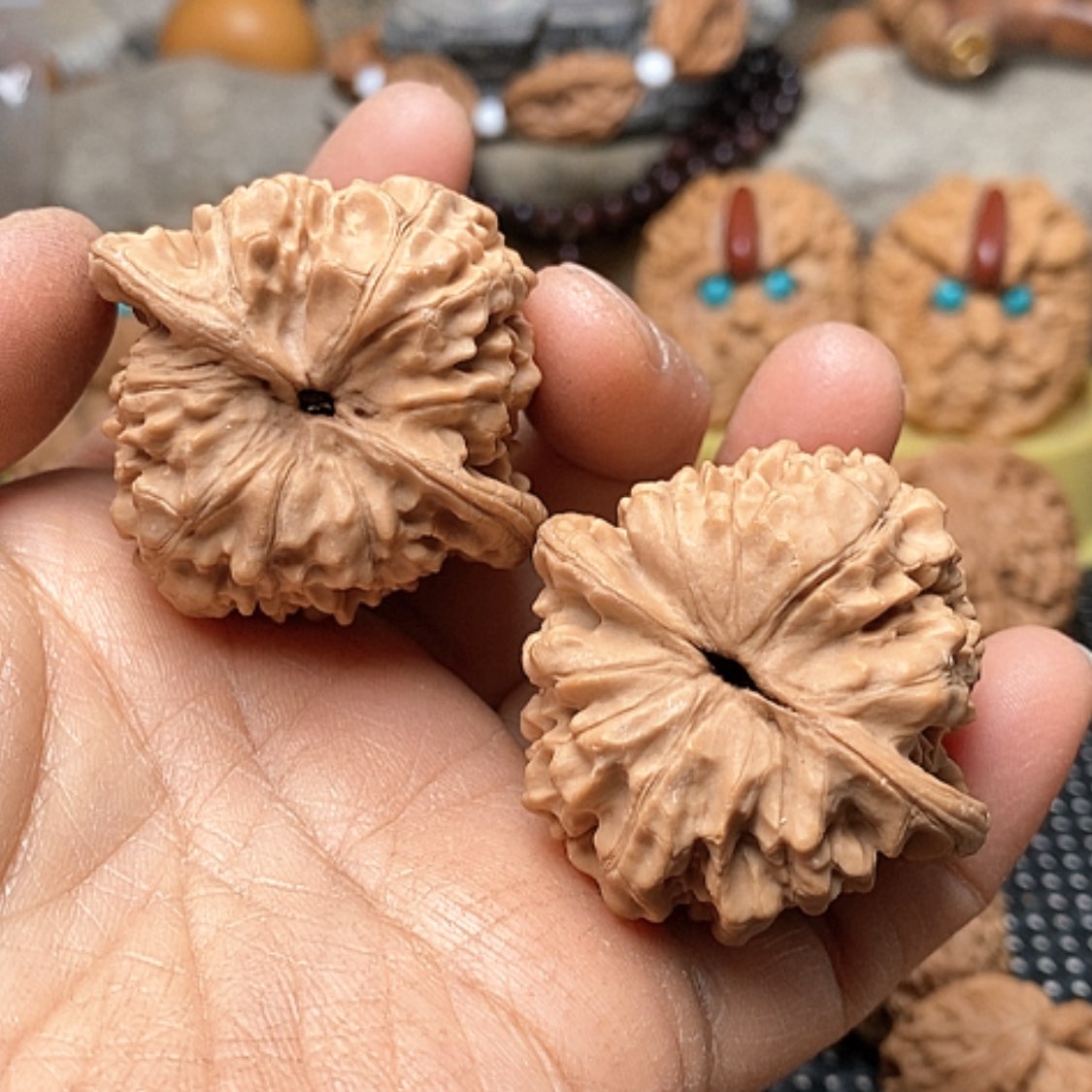 【闪购商品】文玩核桃把件l****e43官帽