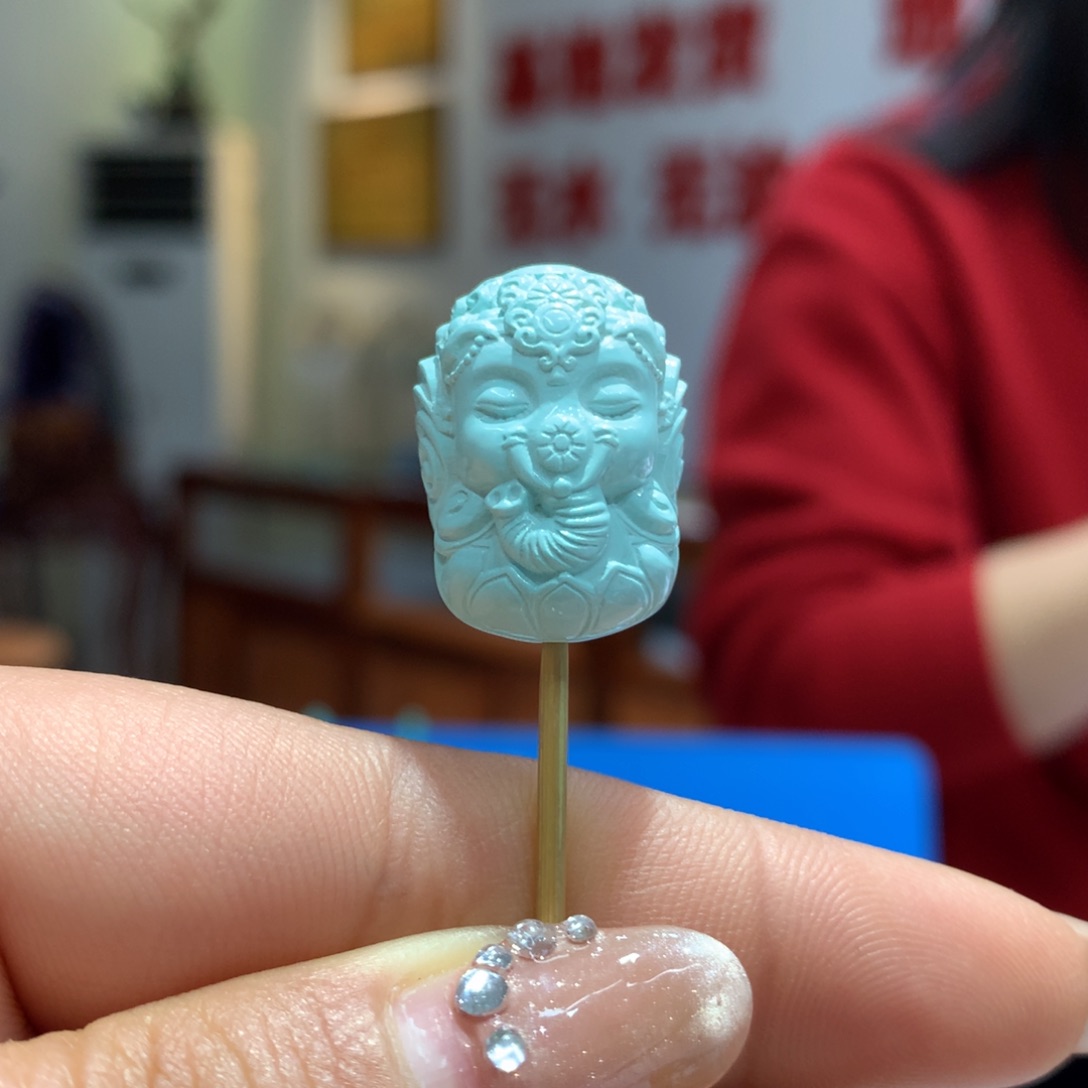 绿松石配饰未镶嵌