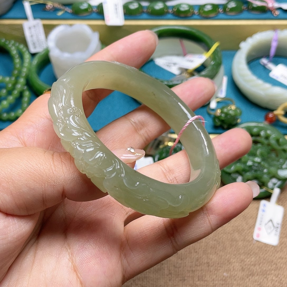 【闪购商品】和田玉手镯56圈口112未镶嵌