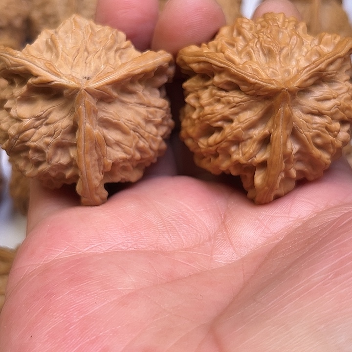 文玩核桃吊坠我想要