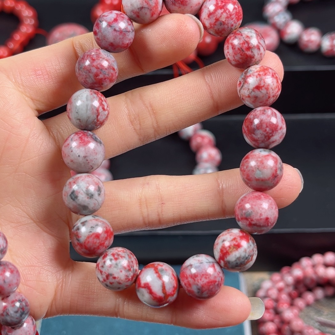 天然辰砂原石手串