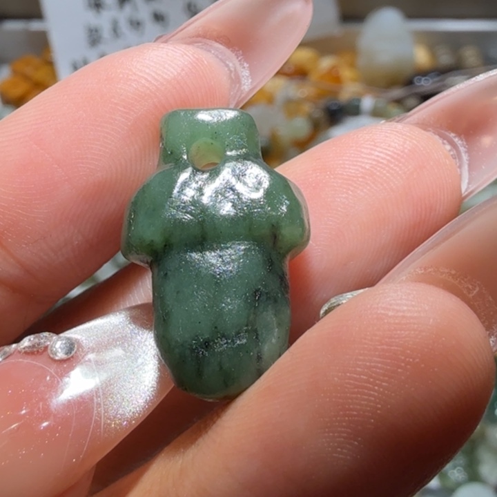 和田玉未镶嵌珠宝半成品