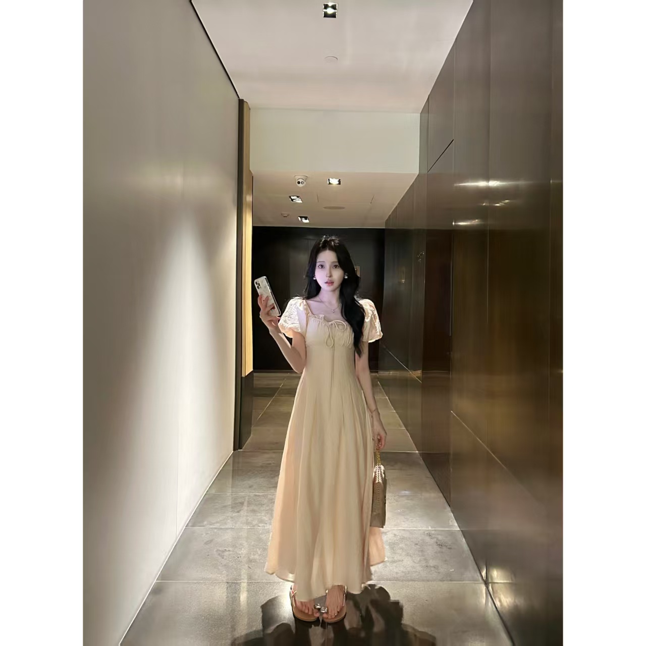 2025夏季新款法式甜美在逃公主泡泡袖方领系带收腰长款连衣裙女