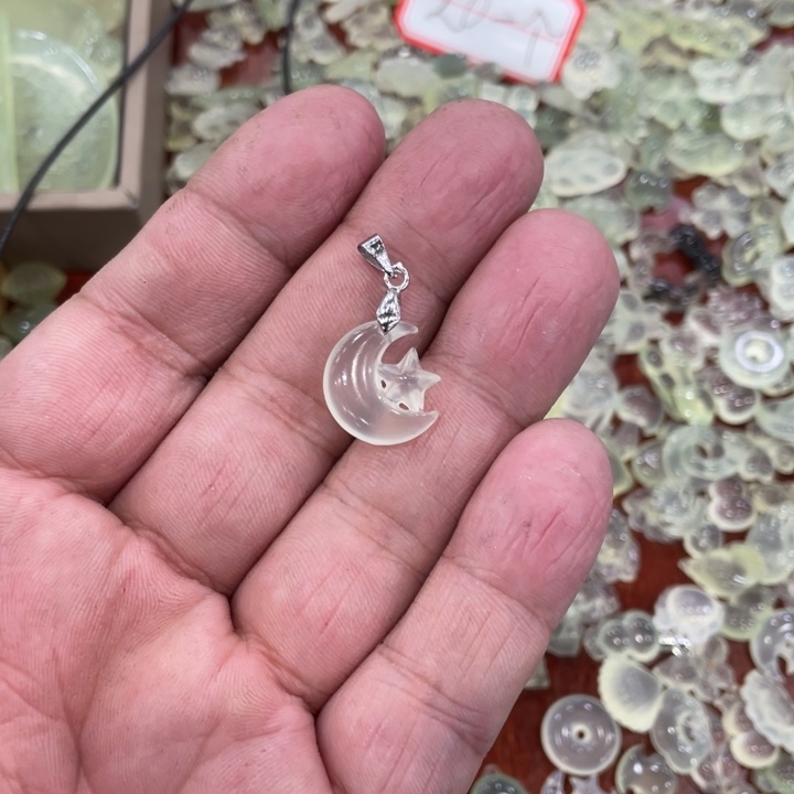 蛇纹石玉合金颈饰