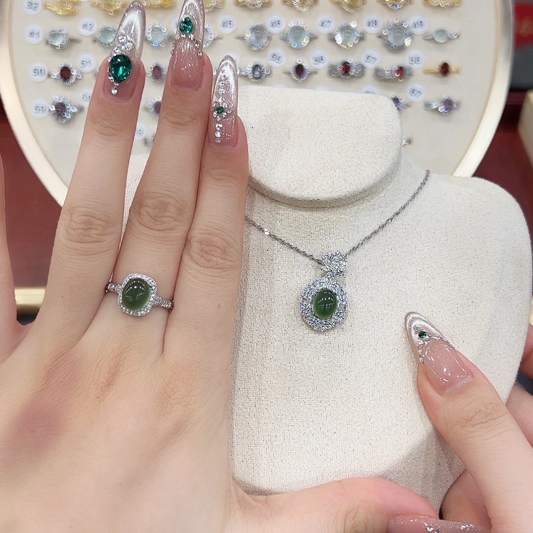 陈***。烟晶银S925镶嵌戒指