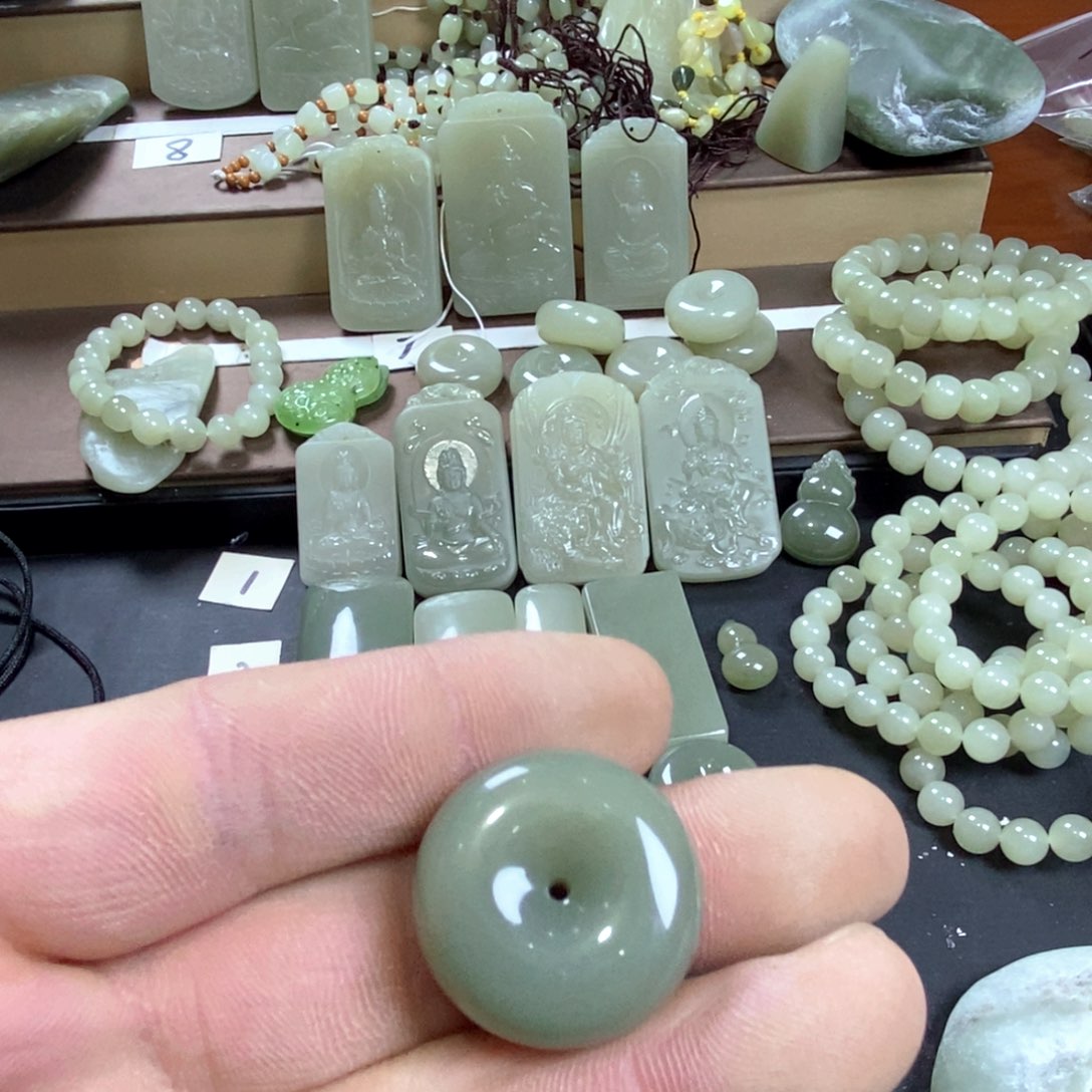 颈饰未镶嵌和田玉云**间08