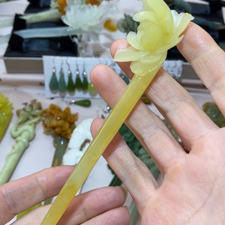 蛇纹石玉发簪未镶嵌