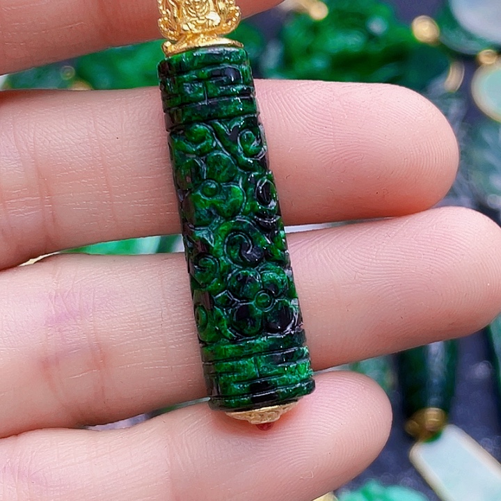 颈饰银S925镶嵌翡翠