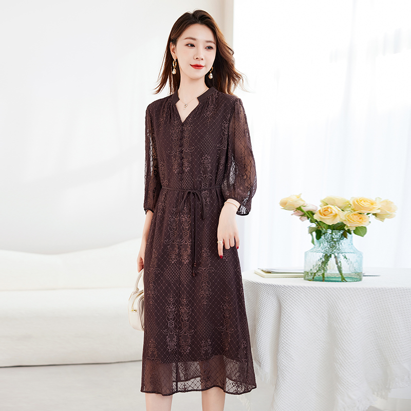 2025春夏新款桑蚕丝刺绣轻奢连衣裙82599128