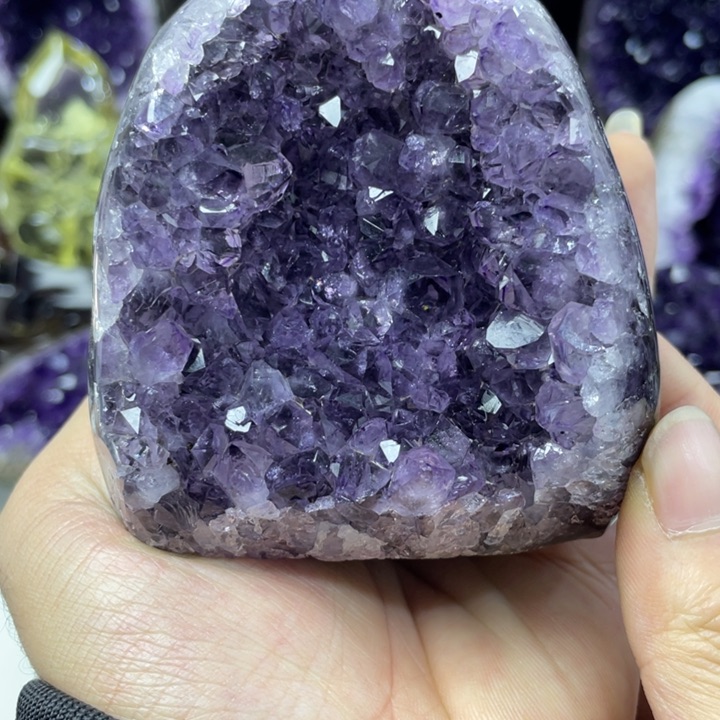 水晶大型摆件（非配饰）未镶嵌