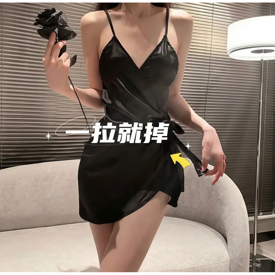 一拉就掉 新款纯欲风性感显示夏季薄款气质修身法式时尚吊带睡裙