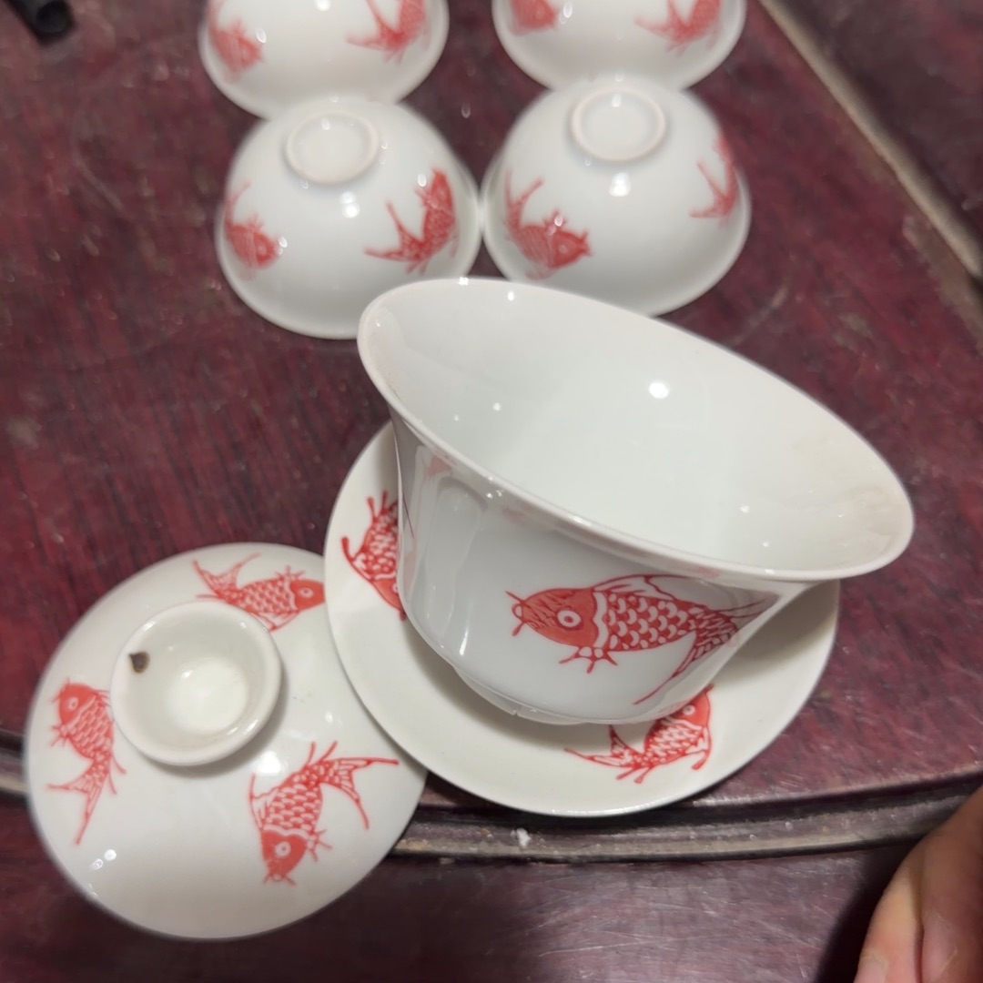 壶瓷底部有磕碰1111111111