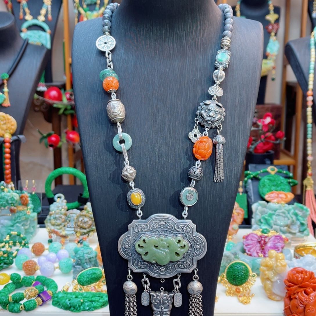 翡翠颈饰未镶嵌48小时鉴赏期