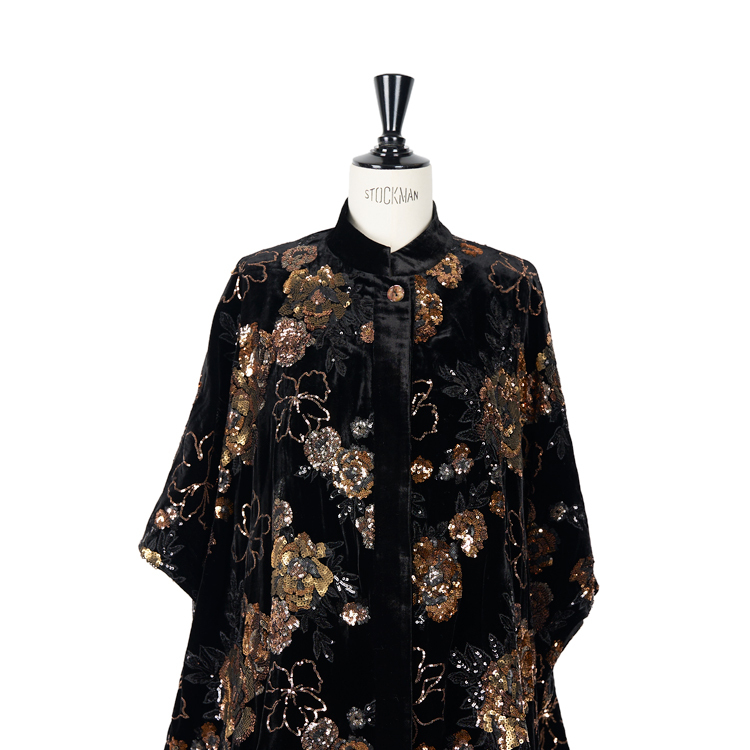 希琳【圣诞新年系列】重磅钉珠丝绒斗篷外套CD2167708