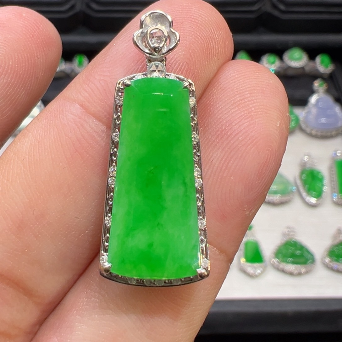 翡翠颈饰18K金镶嵌收货48小时鉴赏期（超时不退不换）