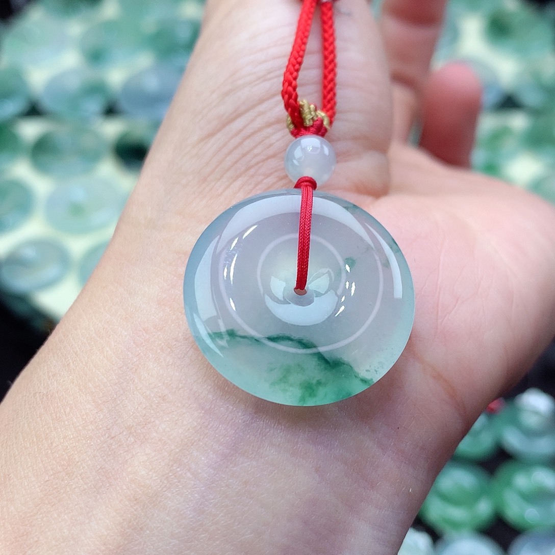 翡翠颈饰未镶嵌编号94。尺寸25-6