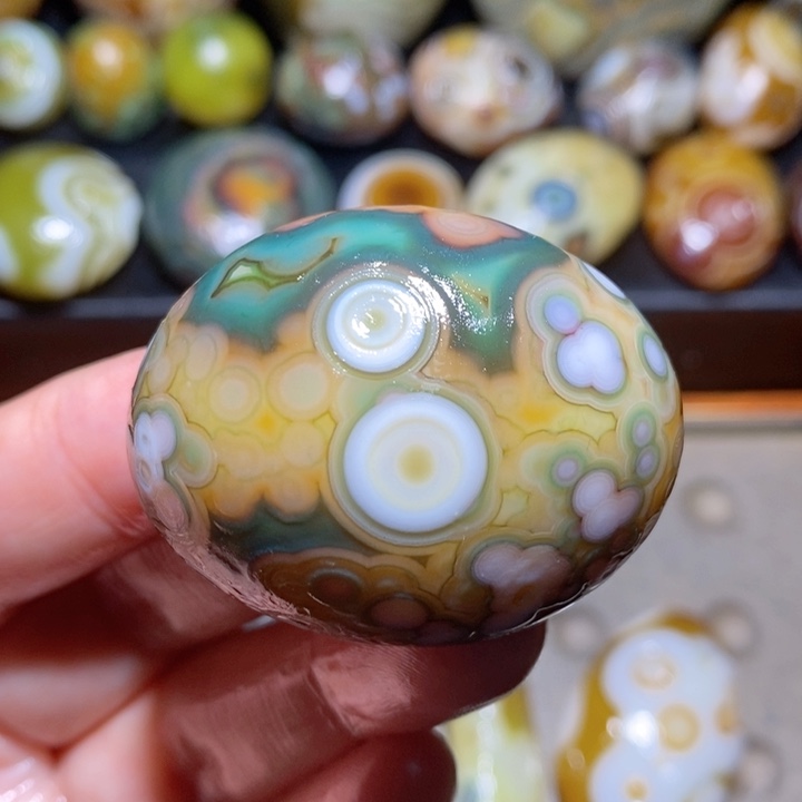 未镶嵌玛瑙/玉髓珠宝半成品83