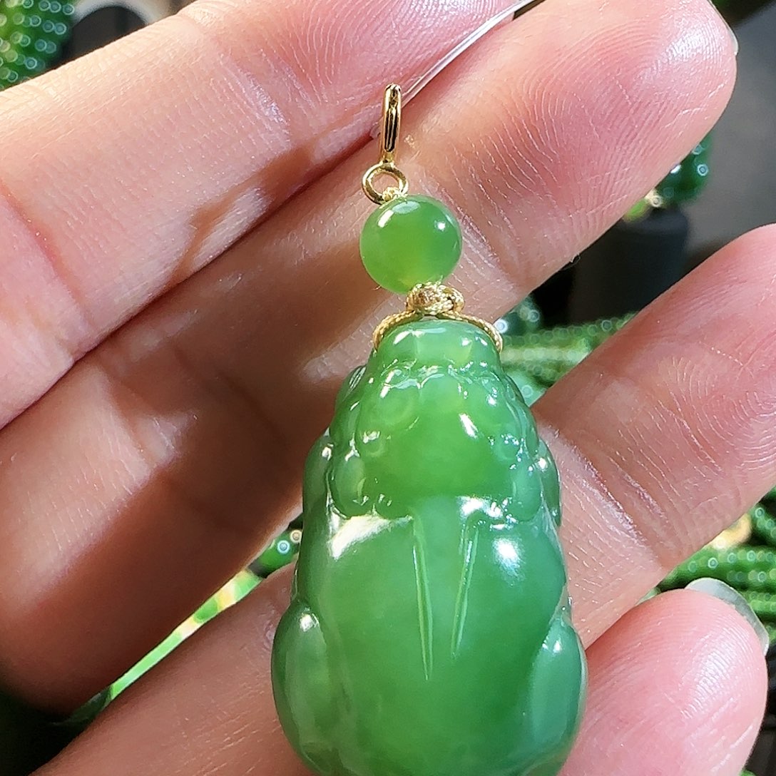 和田玉（碧玉）颈饰18K金镶嵌