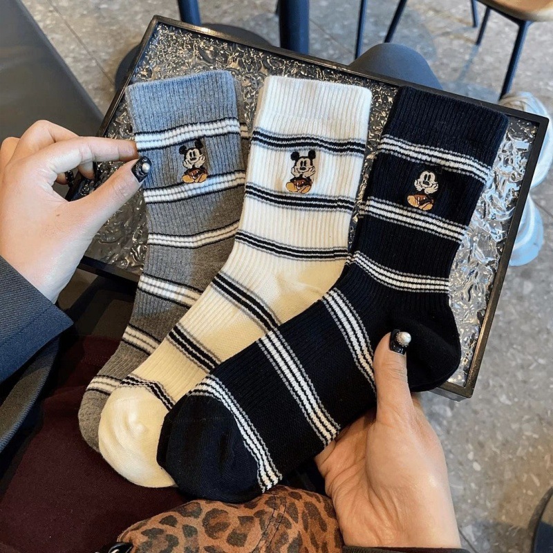 秋冬新款爆款米奇女袜中筒潮袜韩版ins日系复古撞色条纹堆堆袜子