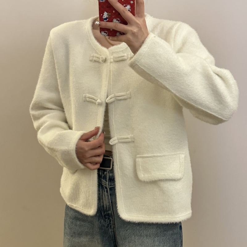 新款气质时尚短款百搭时尚法式女装小香风-B505白色