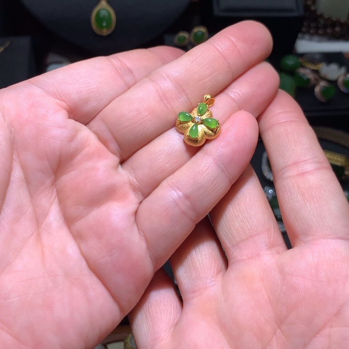 和田玉银S925镶嵌颈饰