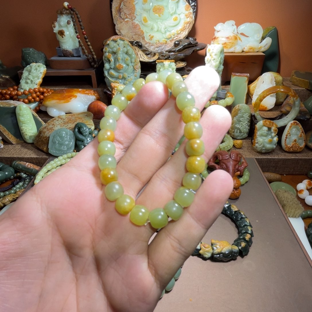 透闪石质玉手链未镶嵌