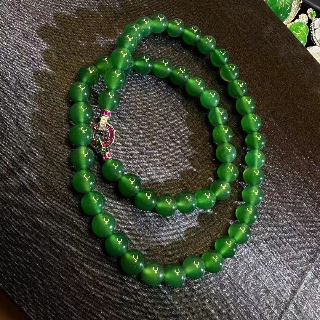 4640项链--帝王绿翡翠冰种阳绿正圆玻璃种绿翠色玉项链