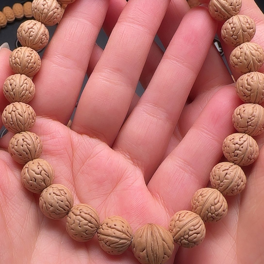 桃核手串凤麟片桃核手持