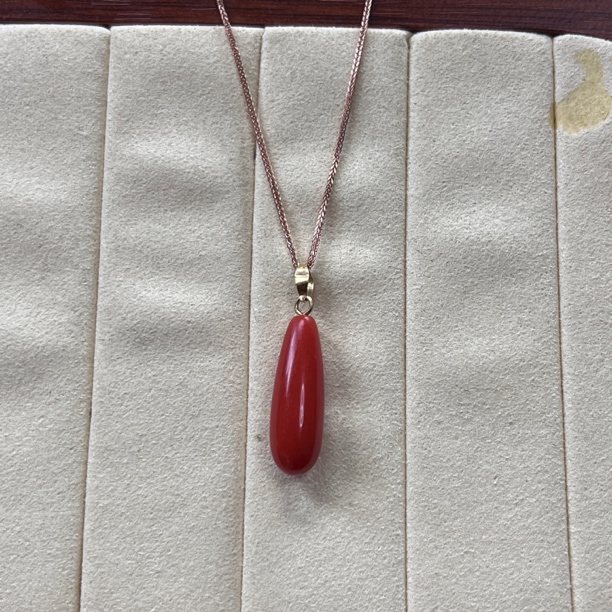 沙丁珊瑚金镶水滴吊坠挂件配饰送银链【国检证书】