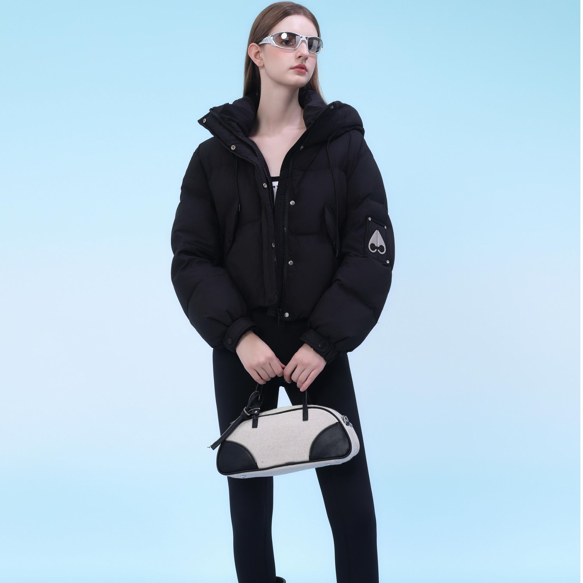 高充绒短款剪刀款羽绒服8638