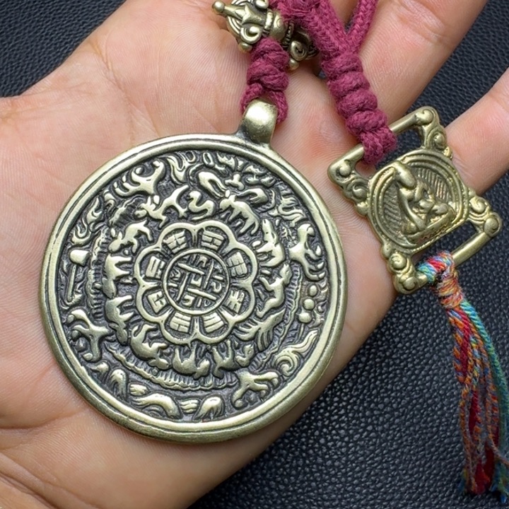 阿***瑞泥塑藏式风格九宫格..