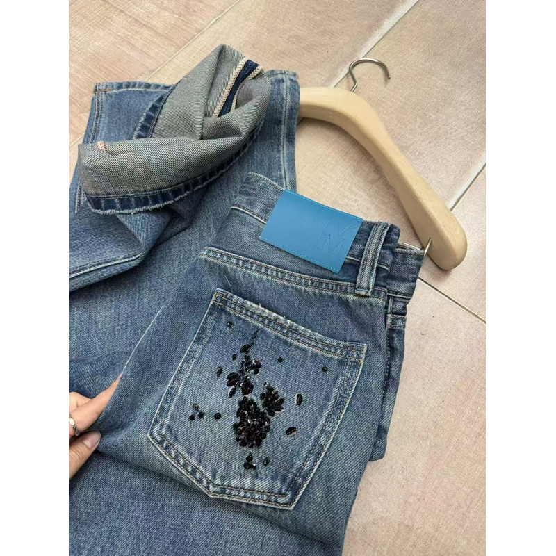 大直筒！裤长103 黑色钉珠设计蓝色牛仔裤  款号EV319