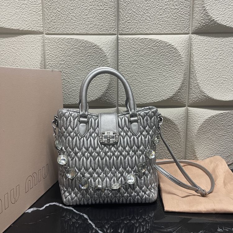 95新/缪缪/C14046837398/[251209CZ02]