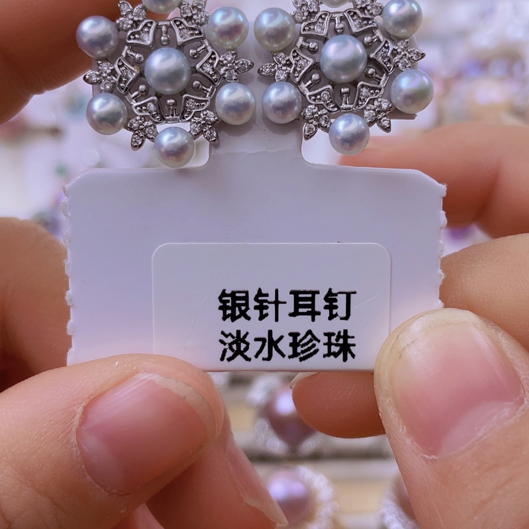 银S925镶嵌耳饰淡水珍珠