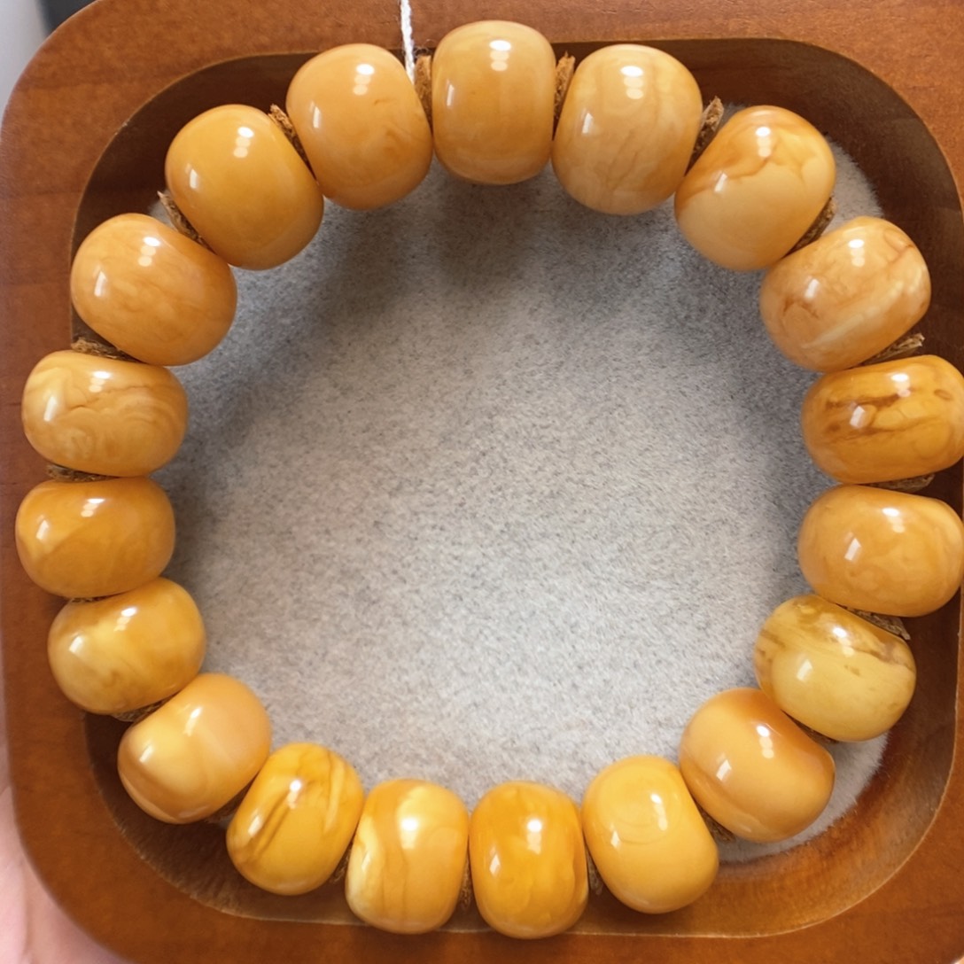 未镶嵌蜜蜡手串蜜蜡