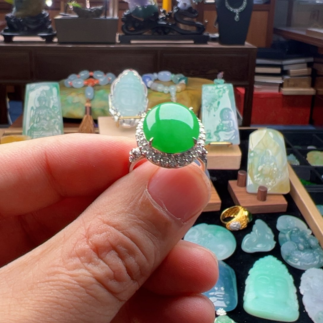 翡翠吊坠(不含链)18K金镶嵌我***鬼天然缅甸翡翠戒指