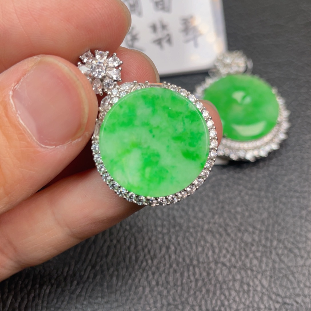 翡翠吊坠(不含链)银S925镶嵌吊坠