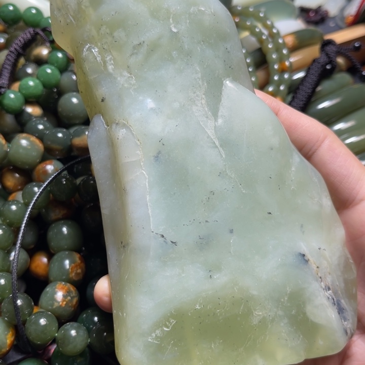 蛇纹石玉合金颈饰