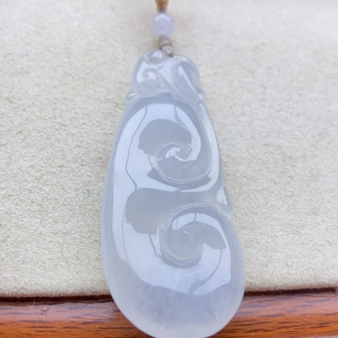 翡翠未镶嵌颈饰吊坠50