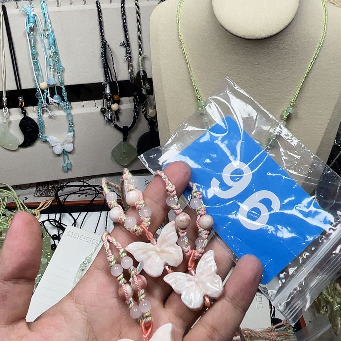 蛇纹石玉合金颈饰