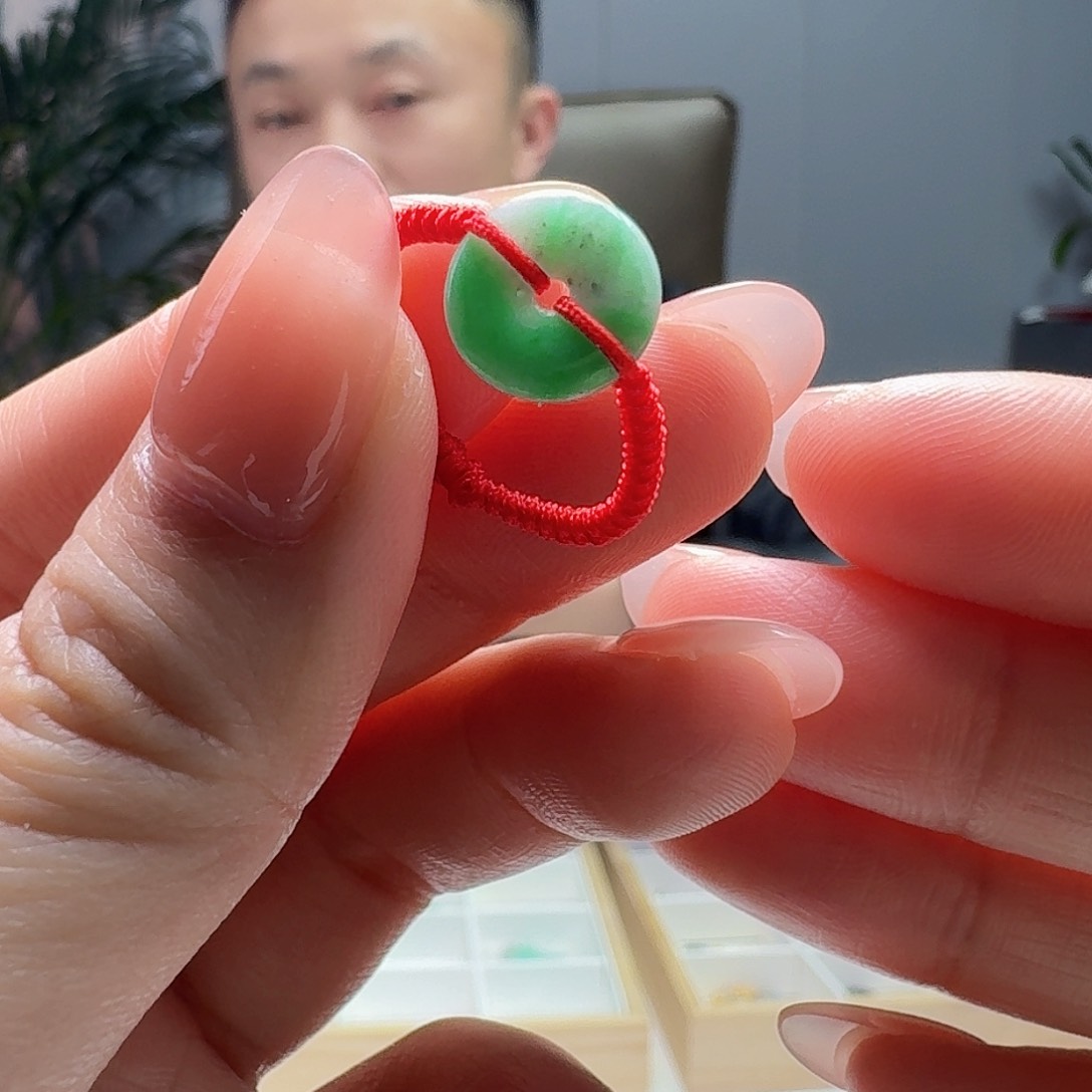 翡翠戒指未镶嵌天然翡翠