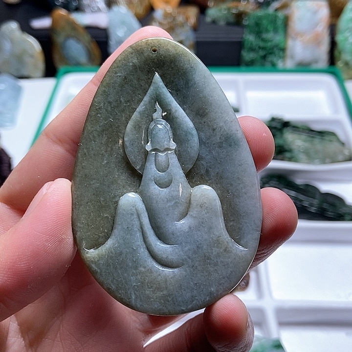 翡翠未镶嵌颈饰翡翠a货