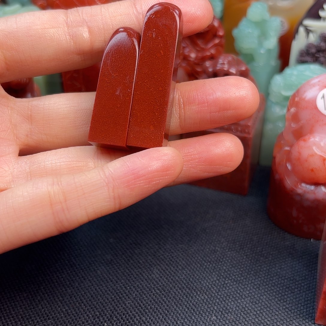 浅***彻寿山石印石55667788899000”