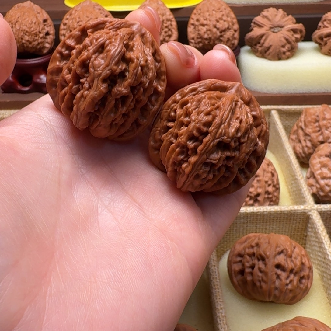 文玩核桃吊坠36三角楼