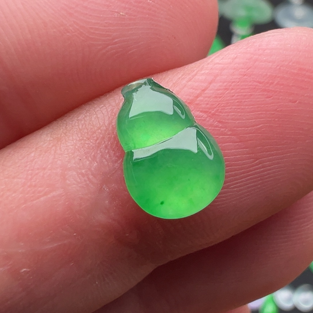 翡翠颈饰未镶嵌葫芦10.5