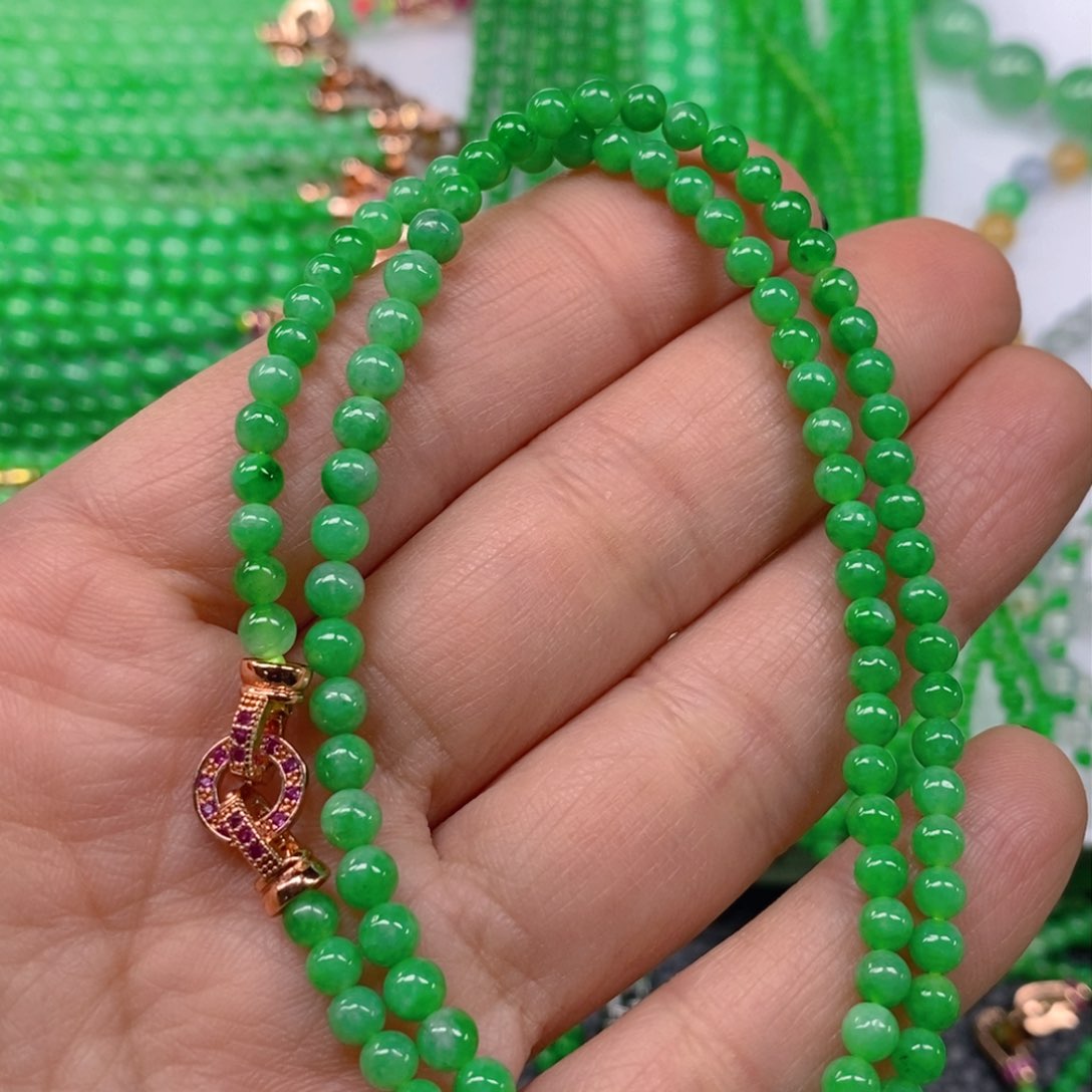 翡翠颈饰未镶嵌冰种阳绿塔锁骨链4，4.5m' m