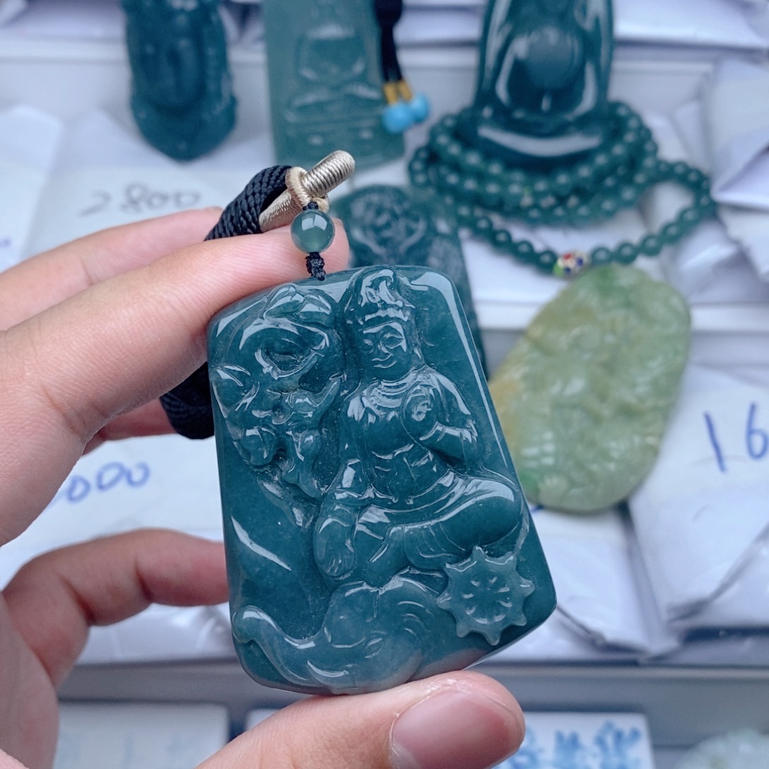 【闪购商品】颈饰未镶嵌翡翠