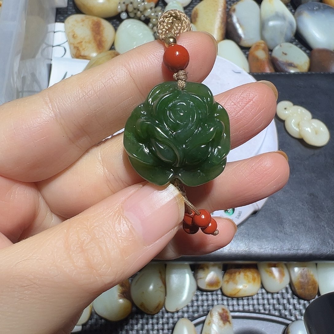 未镶嵌和田玉（碧玉）挂件