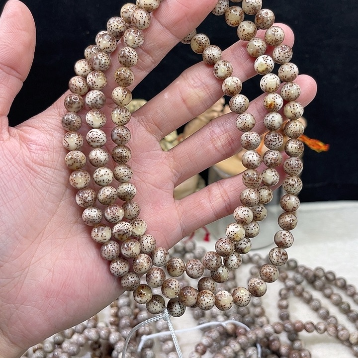 吊坠星月菩提8圆108